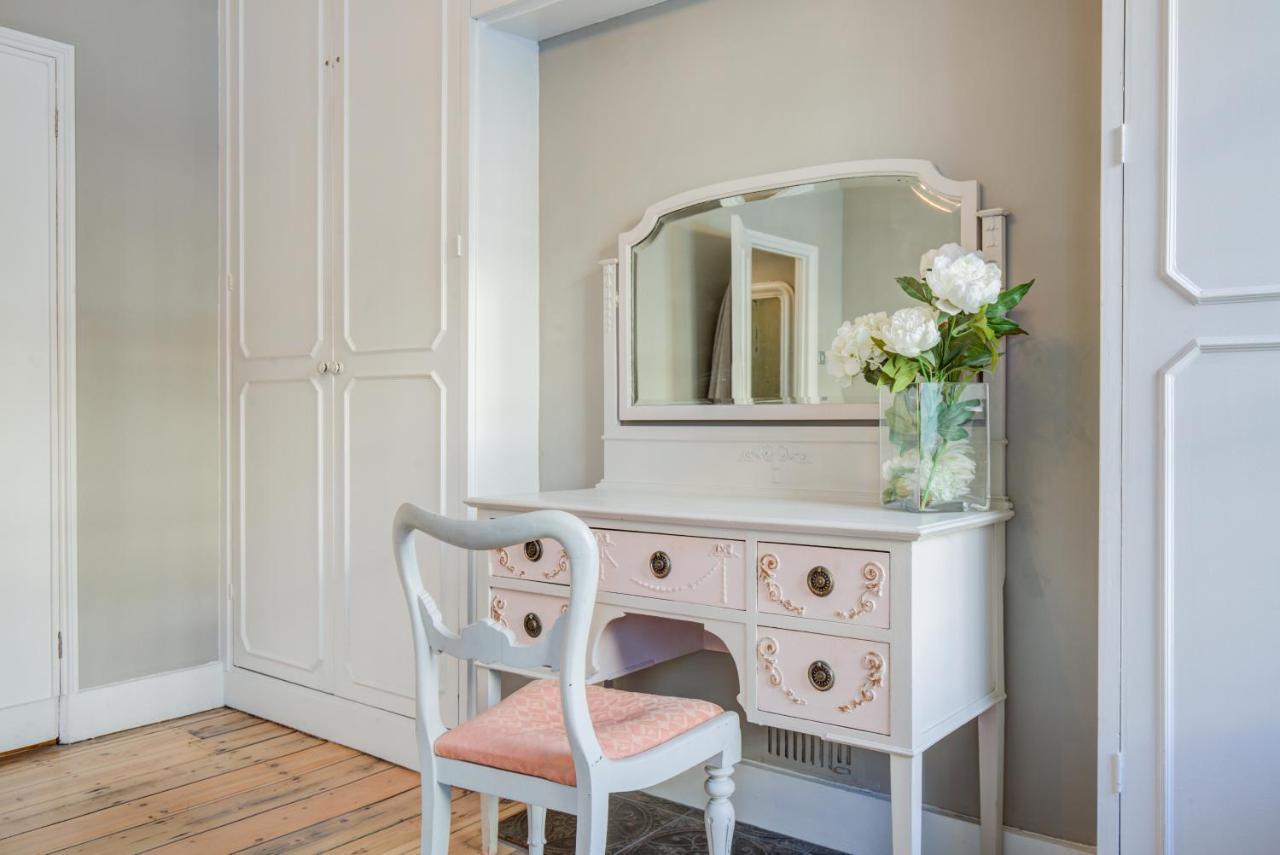 Апартаменты Victoria Belgravia Townhouse Лондон Экстерьер фото