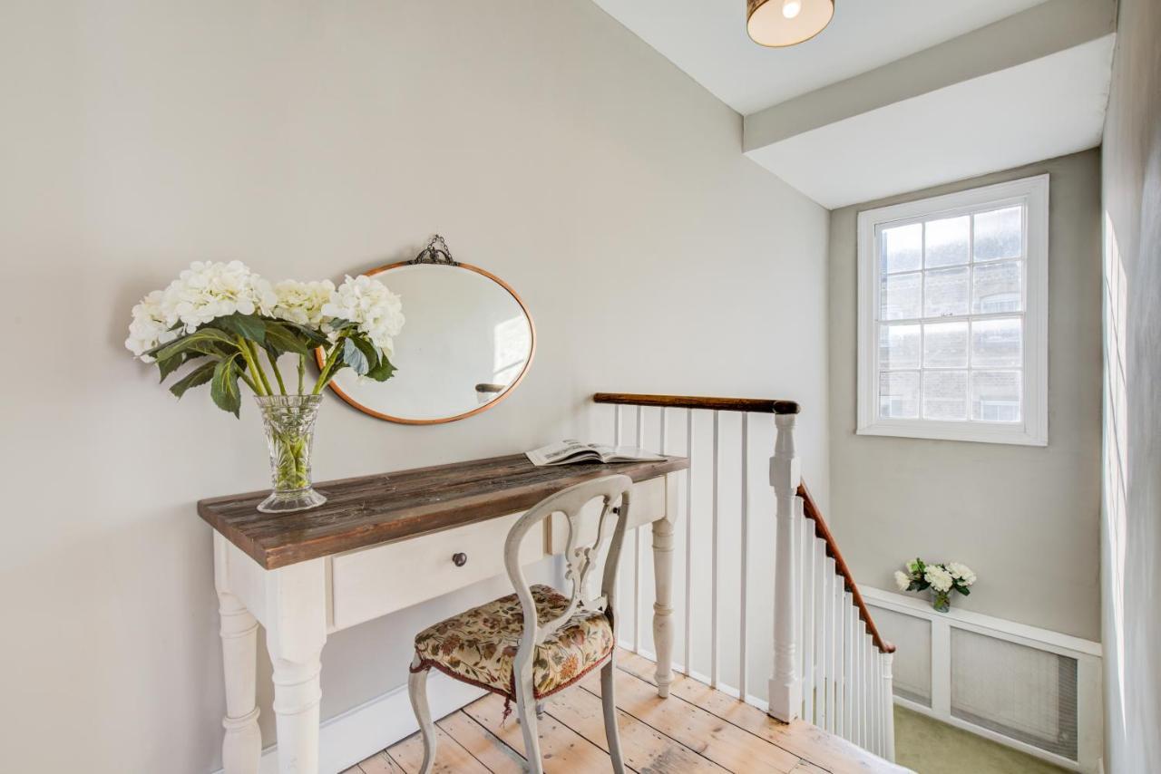 Апартаменты Victoria Belgravia Townhouse Лондон Экстерьер фото